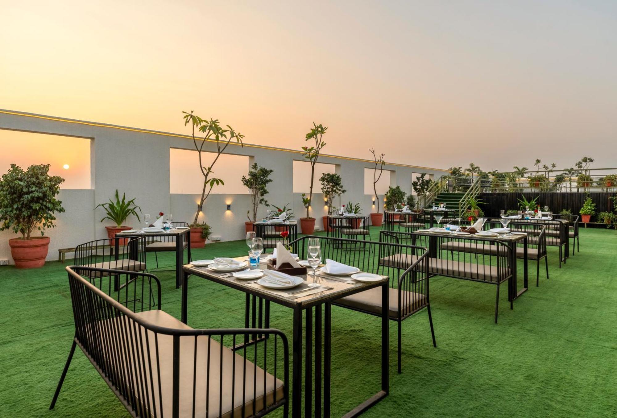 Hotel Marigold Jaipur Extérieur photo